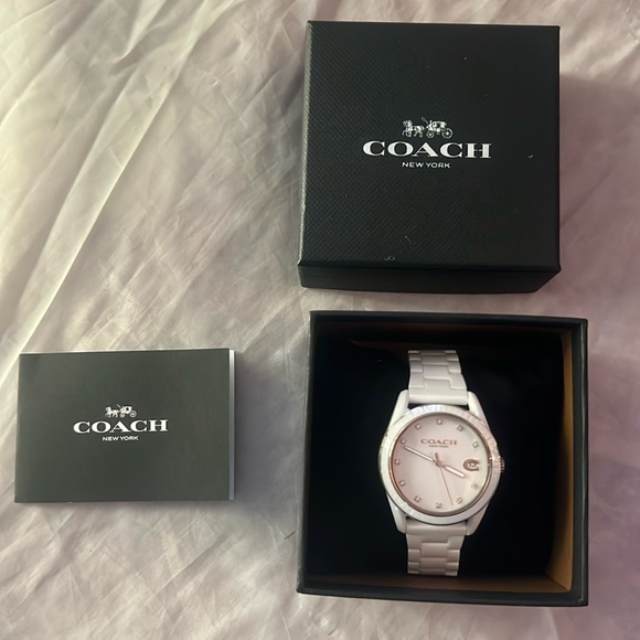 Coach Women Watch - Picture 5 of 5